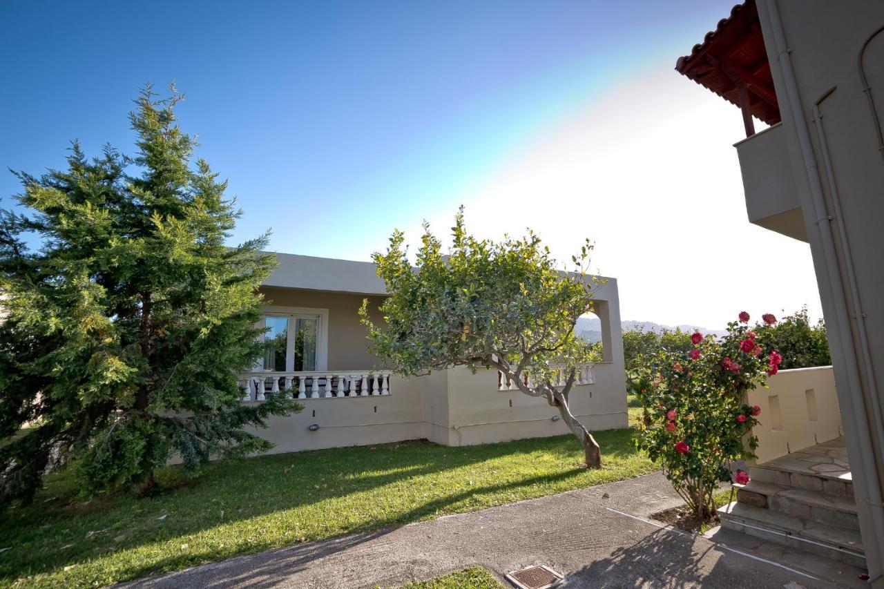 Caposaldo Apartments アクラタ エクステリア 写真