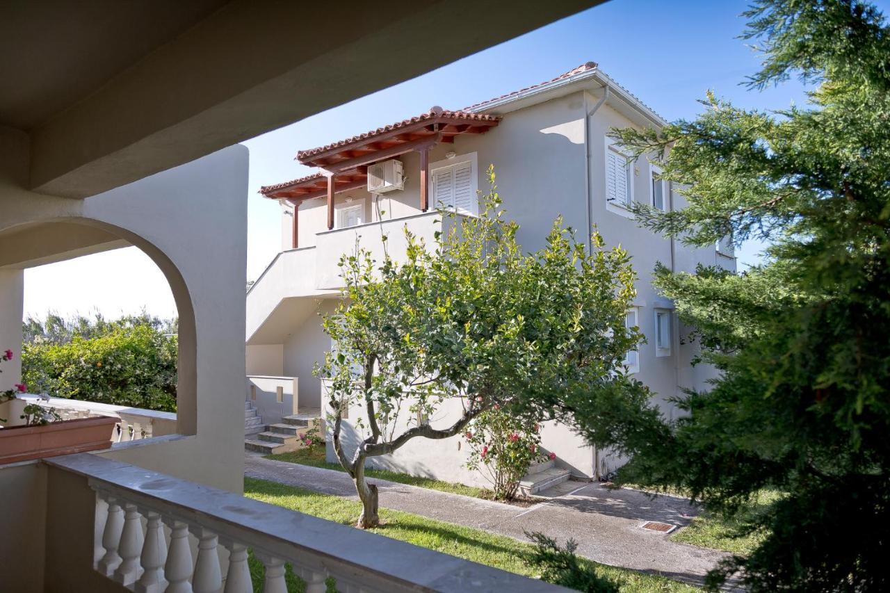 Caposaldo Apartments アクラタ エクステリア 写真