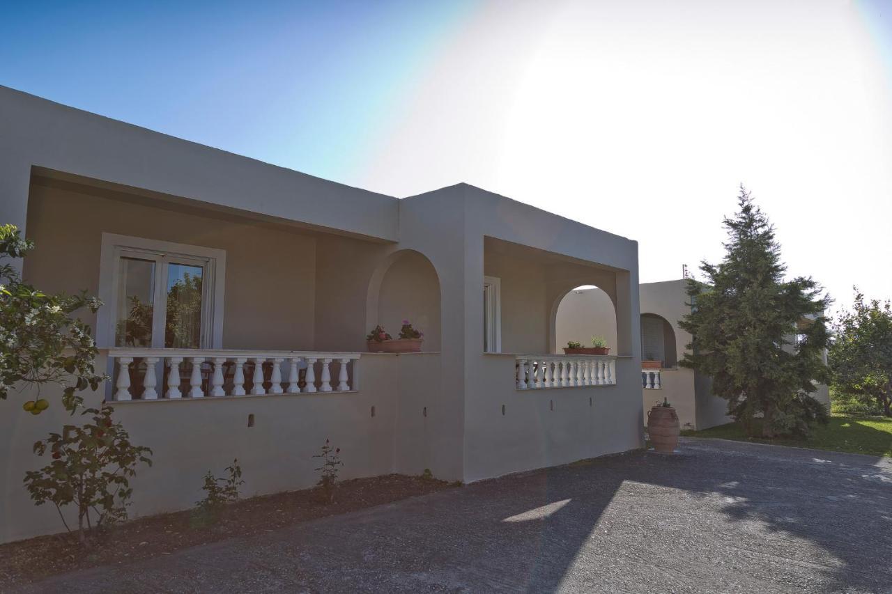 Caposaldo Apartments アクラタ エクステリア 写真